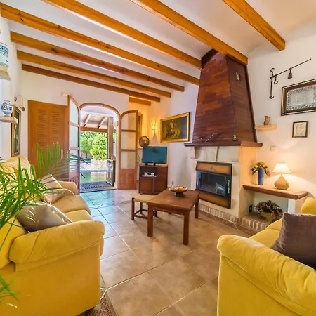 Semesterbostad In Pollensa For 6 Guests